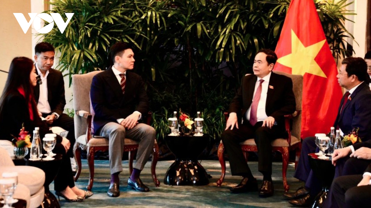 Top Vietnamese legislator meets with Sembcorp Group leader